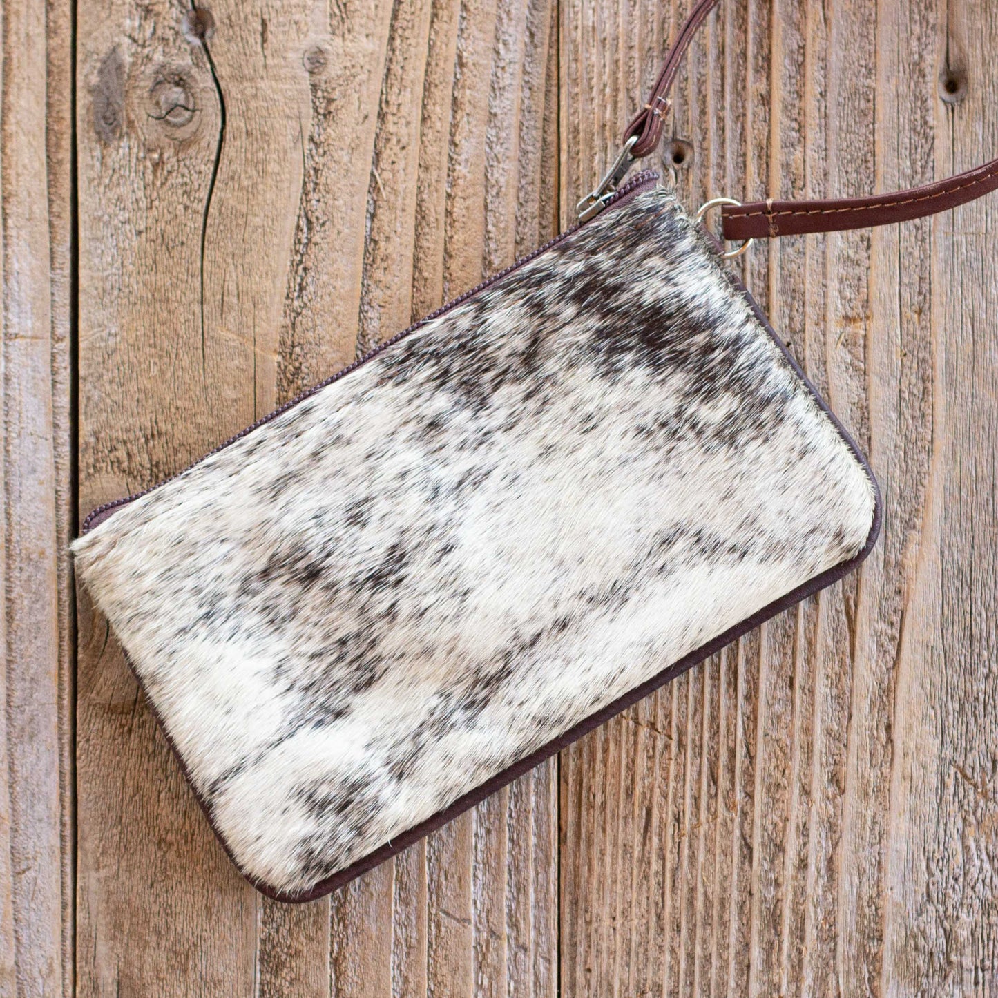 Wristlet No. 588