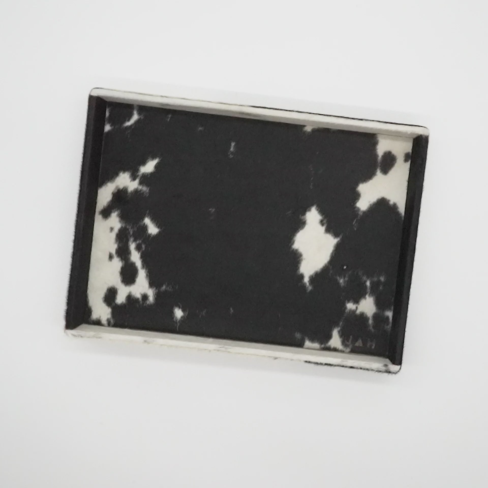 Load video: Authentic cowhide Large Tray product video